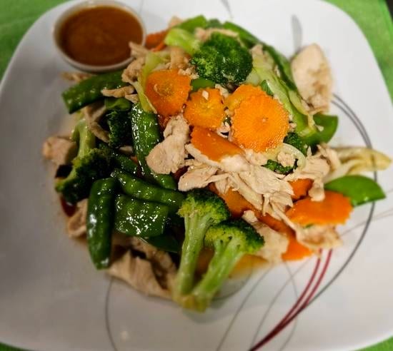E77 Stir Fry Broccoli Dinner.